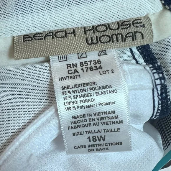 Beach House Women For Torrid Bikini Top New With Tag Size 18W Padded Tie Back A4 - Picture 11 of 11